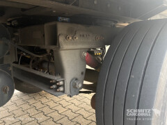 Schmitz Cargobull Oplegger Vries Standard Roller shutter door 