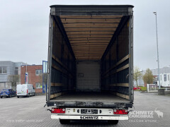 Schmitz Cargobull Curtainsider Mega Getränke 