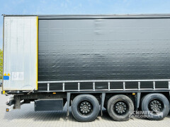 Schmitz Cargobull Curtainsider Standard Getränke 