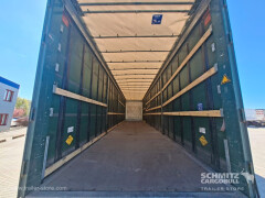 Schmitz Cargobull Curtainsider Mega 