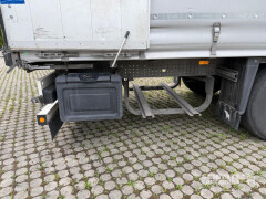 Schmitz Cargobull Anhänger Curtainsider Standard 