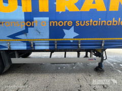 Schmitz Cargobull Curtainsider Mega 