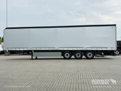Schmitz Cargobull Curtainsider Standard Getränke 