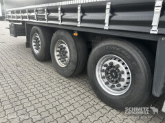 Schmitz Cargobull Curtainsider Standard Getränke 