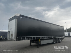 Schmitz Cargobull Curtainsider Standard Getränke 