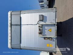 Schmitz Cargobull Curtainsider Mega Getränke 