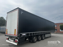 Schmitz Cargobull Curtainsider Standard Getränke 