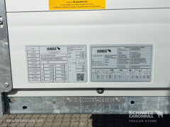 Schmitz Cargobull Curtainsider Mega Getränke 