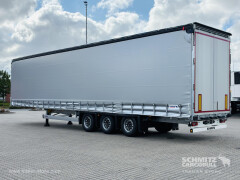 Schmitz Cargobull Curtainsider Mega Getränke 