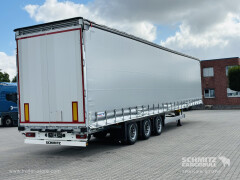 Schmitz Cargobull Curtainsider Mega Getränke 