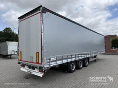 Schmitz Cargobull Curtainsider Mega Getränke 