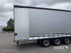 Schmitz Cargobull Curtainsider Mega Getränke 