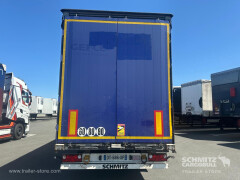Schmitz Cargobull Semitrailer Curtainsider Mega 