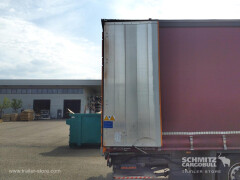 Schmitz Cargobull Semitrailer Curtainsider Standard Hayon 