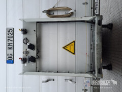 Schmitz Cargobull Curtainsider Standard Getränke 