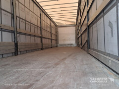 Schmitz Cargobull Curtainsider Standard Getränke 