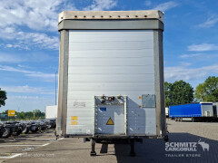 Schmitz Cargobull Curtainsider Mega Getränke 