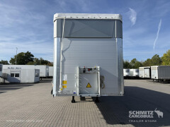 Schmitz Cargobull Curtainsider Mega Getränke 